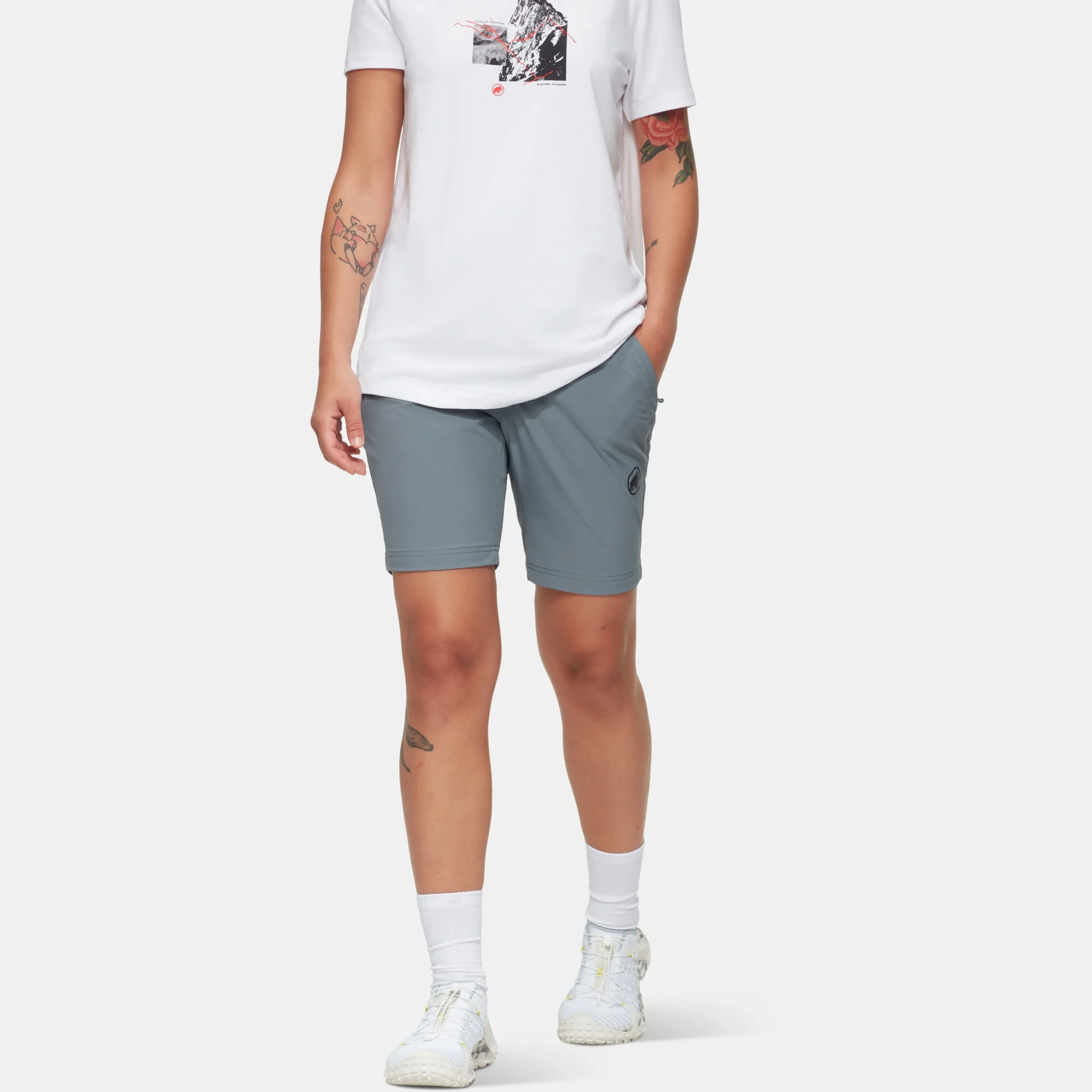 Hiking V Shorts Women