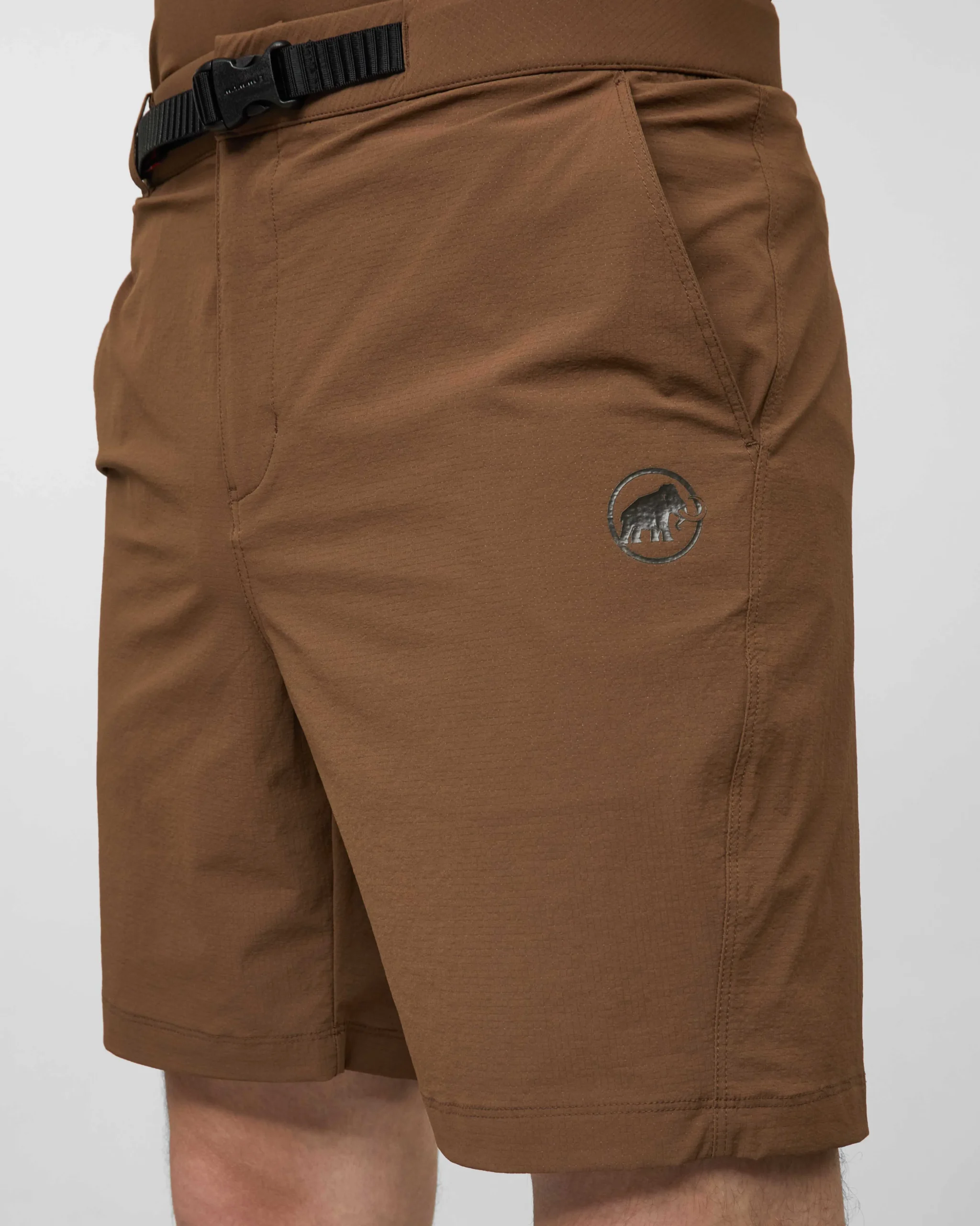 Valley Airdot Shorts Men